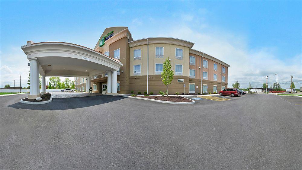 Holiday Inn Express Hotel & Suites Detroit-Utica, An Ihg Hotel Exteriör bild