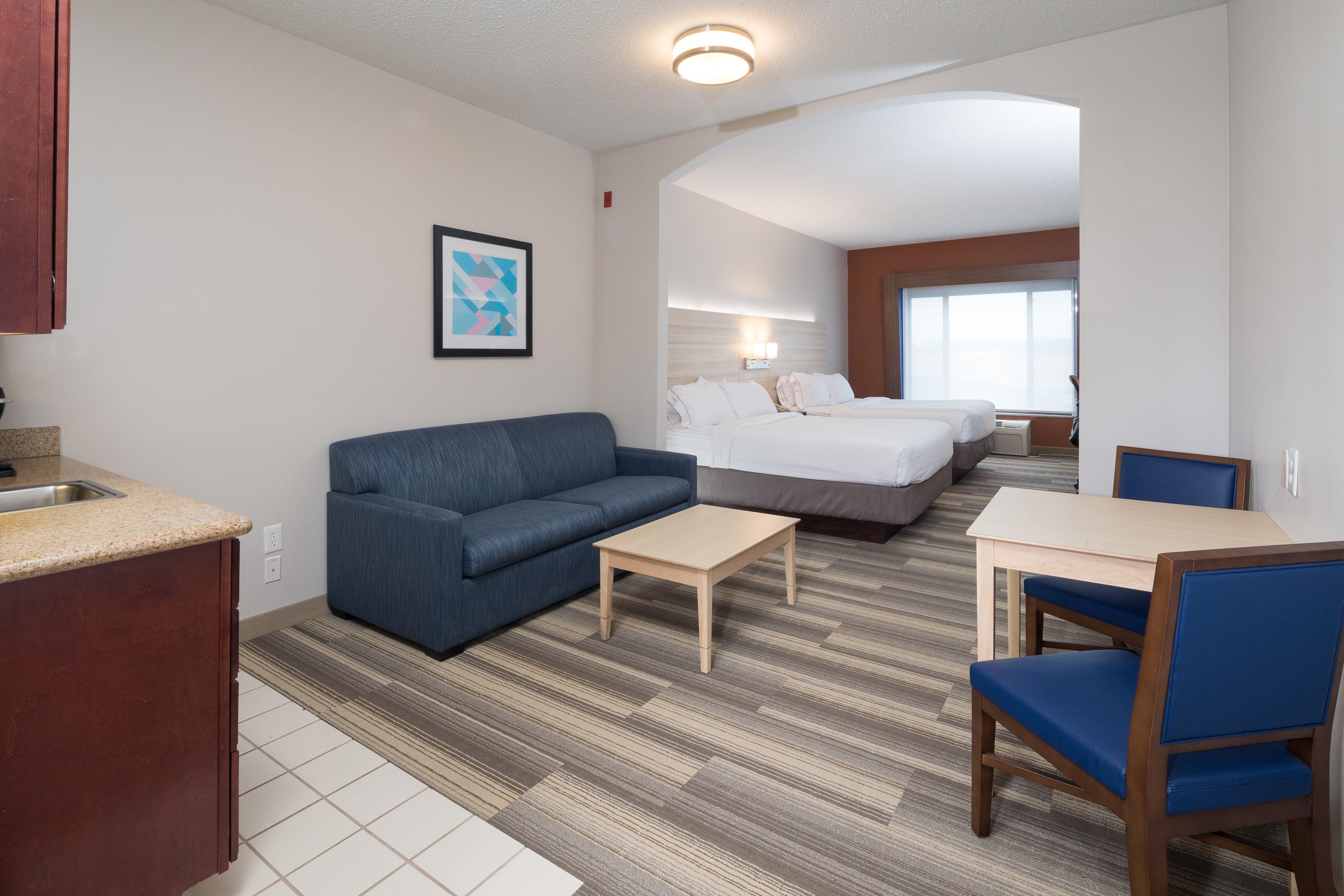 Holiday Inn Express Hotel & Suites Detroit-Utica, An Ihg Hotel Exteriör bild